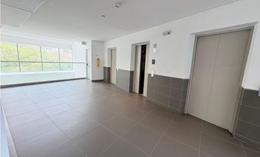 VENTA OFICINA POBLADO LAS PALMAS AMOBLADA