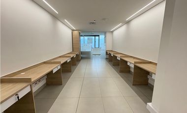 VENTA OFICINA POBLADO LAS PALMAS AMOBLADA