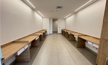 VENTA OFICINA POBLADO LAS PALMAS AMOBLADA
