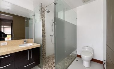 Arriendo Casa Esquinera en Cota, junto al Club Pueblo Viejo