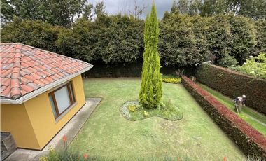 Arriendo Casa Esquinera en Cota, junto al Club Pueblo Viejo