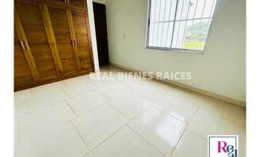 ARRIENDO CASA ESQUINERA UNIFAMILIAR CERCA AL CENTRO COMERCIAL VIVA