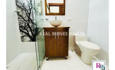 ARRIENDO CASA ESQUINERA UNIFAMILIAR CERCA AL CENTRO COMERCIAL VIVA