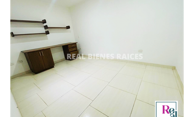 ARRIENDO CASA ESQUINERA UNIFAMILIAR CERCA AL CENTRO COMERCIAL VIVA