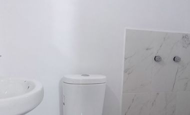 Se Renta Cuarto con baño privado y servicios luz,agua,gas,internet, solo UNA persona, en Sta.Úrsula