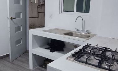 Se Renta Cuarto con baño privado y servicios luz,agua,gas,internet, solo UNA persona, en Sta.Úrsula