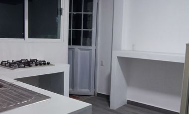 Se Renta Cuarto con baño privado y servicios luz,agua,gas,internet, solo UNA persona, en Sta.Úrsula