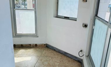 LOCAL COMERCIAL EN RENTA
