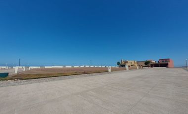 Casa de Lujo Frente al Mar en Punta Piedra