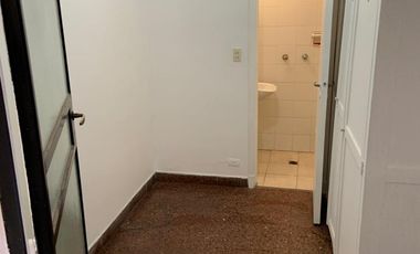 Departamento 3 ambientes con Balcón en Alquiler - Retiro