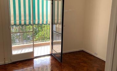Departamento 3 ambientes con Balcón en Alquiler - Retiro