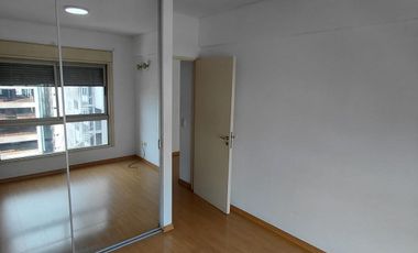 Muy Luminoso - Piso Alto - Cochera y Baulera - Seguridad 24hs - Amenities
