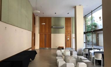 Muy Luminoso - Piso Alto - Cochera y Baulera - Seguridad 24hs - Amenities