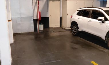Muy Luminoso - Piso Alto - Cochera y Baulera - Seguridad 24hs - Amenities