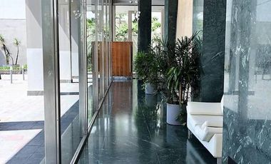 Muy Luminoso - Piso Alto - Cochera y Baulera - Seguridad 24hs - Amenities