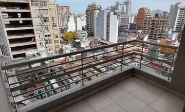 Muy Luminoso - Piso Alto - Cochera y Baulera - Seguridad 24hs - Amenities