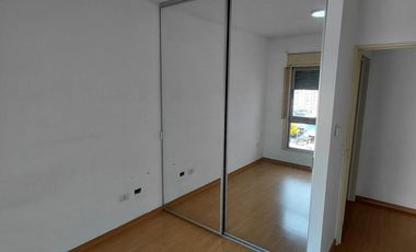Muy Luminoso - Piso Alto - Cochera y Baulera - Seguridad 24hs - Amenities