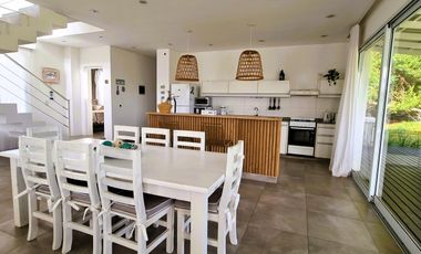 Casa en Venta Costa Esmeralda - Residencial I