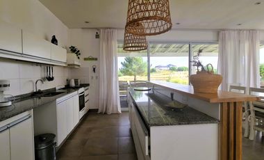 Casa en Venta Costa Esmeralda - Residencial I