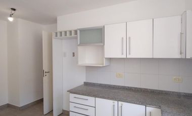 Departamento en venta en Olivos 3 ambientes.