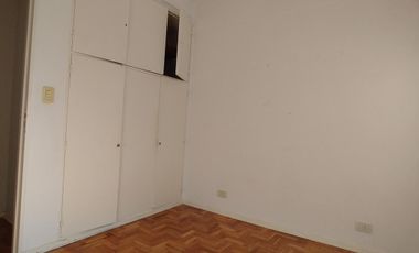 Departamento en venta en Olivos 3 ambientes.