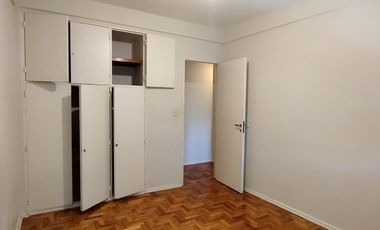 Departamento en venta en Olivos 3 ambientes.