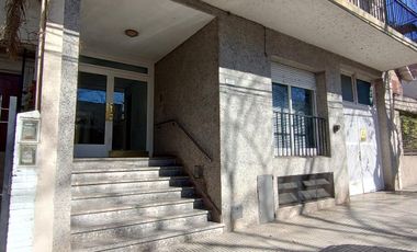 Departamento en venta en Olivos 3 ambientes.