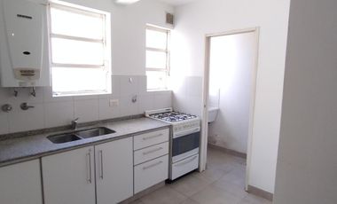 Departamento en venta en Olivos 3 ambientes.