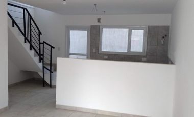 Venta Dúplex 2 dormitorios - Dr. René Favaloro 675 - Plottier