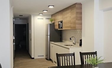Nueva Córdoba, apto bancor , a metros de Chacabuco , frente con balcón