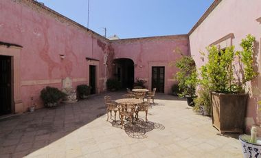 Hotel Boutique en Venta | Mineral de Pozos | Ubicación Privilegiada