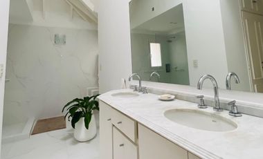 San Isidro Chico - CASA EN ALQUILER - Los Aromos 1200