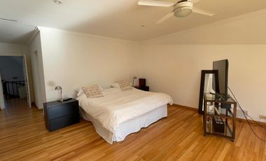 San Isidro Chico - CASA EN ALQUILER - Los Aromos 1200