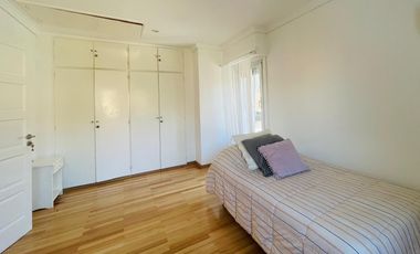 San Isidro Chico - CASA EN ALQUILER - Los Aromos 1200