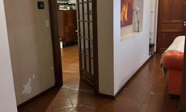Casa 5 ambientes en venta en Castelar