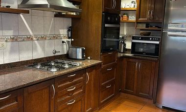 Casa 5 ambientes en venta en Castelar