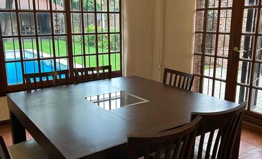 Casa 5 ambientes en venta en Castelar
