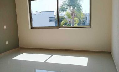 Casa en Residencial Los Almendros
