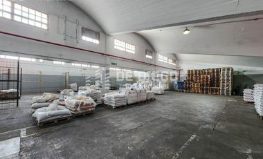 Alquiler Deposito 4.155 m2 con oficinas y playa de maniobra Munro Vicente Lopez