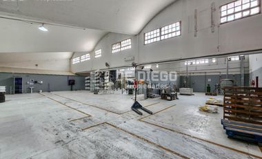 Alquiler Deposito 4.155 m2 con oficinas y playa de maniobra Munro Vicente Lopez