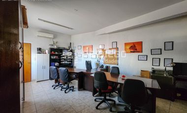 Alquiler Deposito 4.155 m2 con oficinas y playa de maniobra Munro Vicente Lopez
