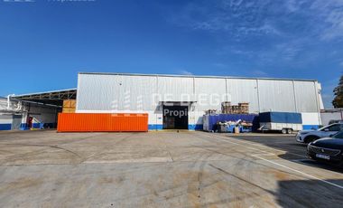 Alquiler Deposito 4.155 m2 con oficinas y playa de maniobra Munro Vicente Lopez
