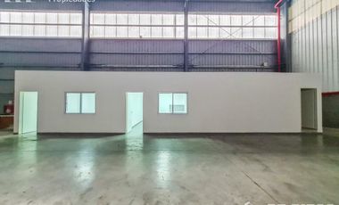 Deposito en alquiler de 3162 m2 con 4 dock predio con seguridad - Garin, Escobar