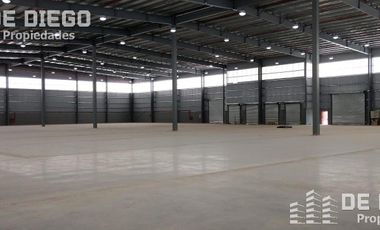 Deposito en alquiler de 3162 m2 con 4 dock predio con seguridad - Garin, Escobar