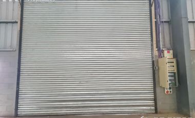 Deposito en alquiler de 3162 m2 con 4 dock predio con seguridad - Garin, Escobar