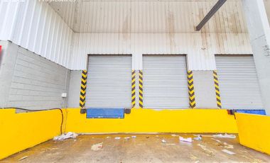 Deposito en alquiler de 3162 m2 con 4 dock predio con seguridad - Garin, Escobar