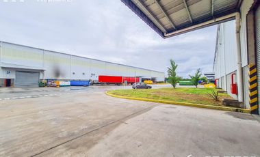 Deposito en alquiler de 3162 m2 con 4 dock predio con seguridad - Garin, Escobar