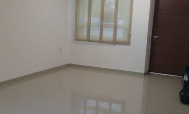 CASA EN VENTA LOMAS DE LA RIOJA  POR $2,300,000.00