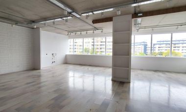 Oficina en  Alquiler  en edificio Puerta Norte, Nordelta.