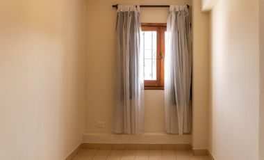 Departamento de 2 Dormitorios y cochera en Alquiler- calle Alvarado, Salta Capital